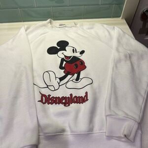 Disneyland white crew neck